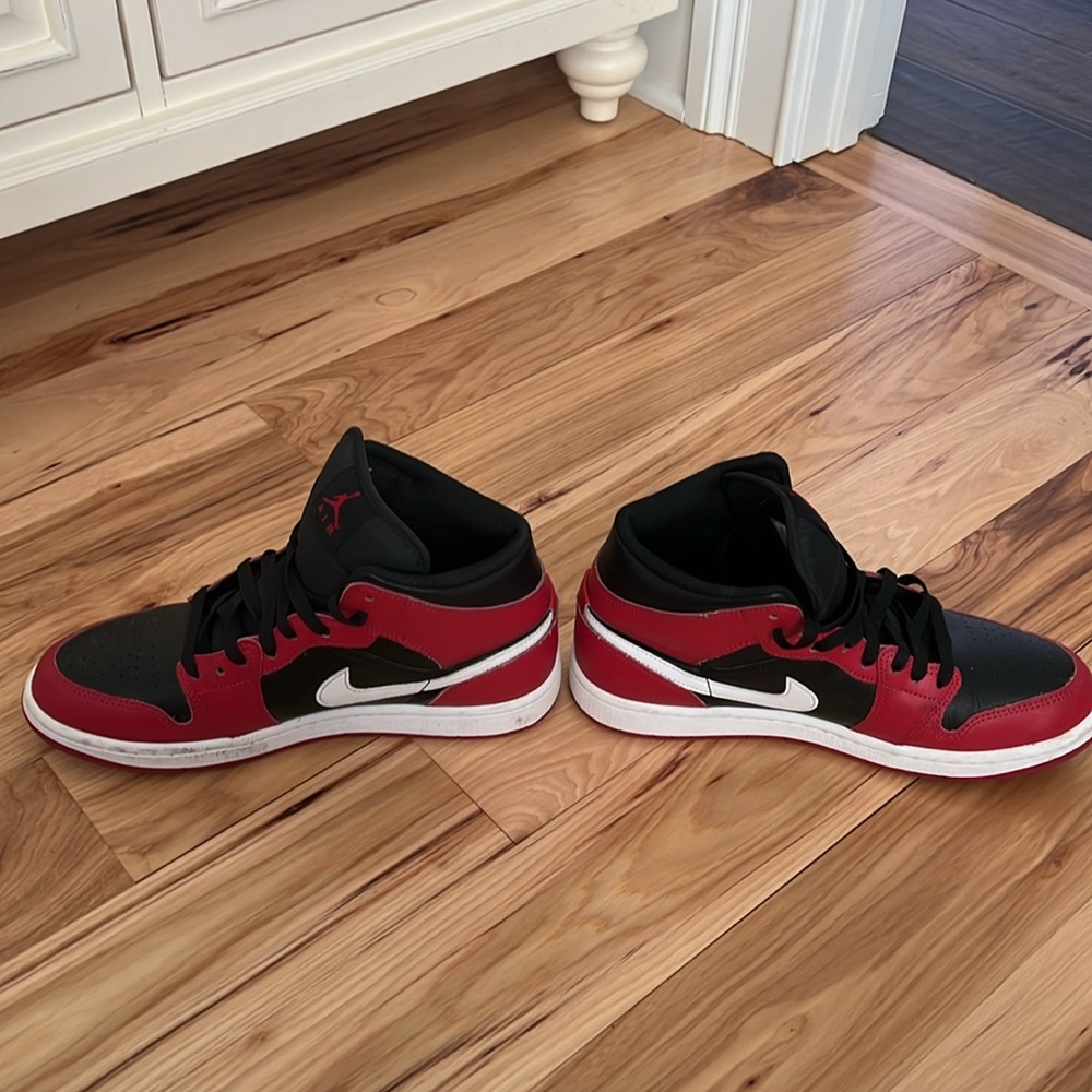 Nike Air Jordan. Excell condition ! - Picture 3 of 5